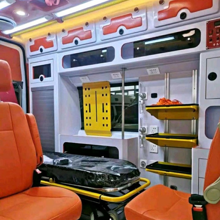 怀化长途救护车护送病人租赁价格